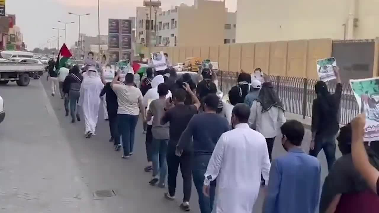 البحرين - تظاهرة في سترة  تضامناً مع الأقصى ورفضاً للتطبيع (2)